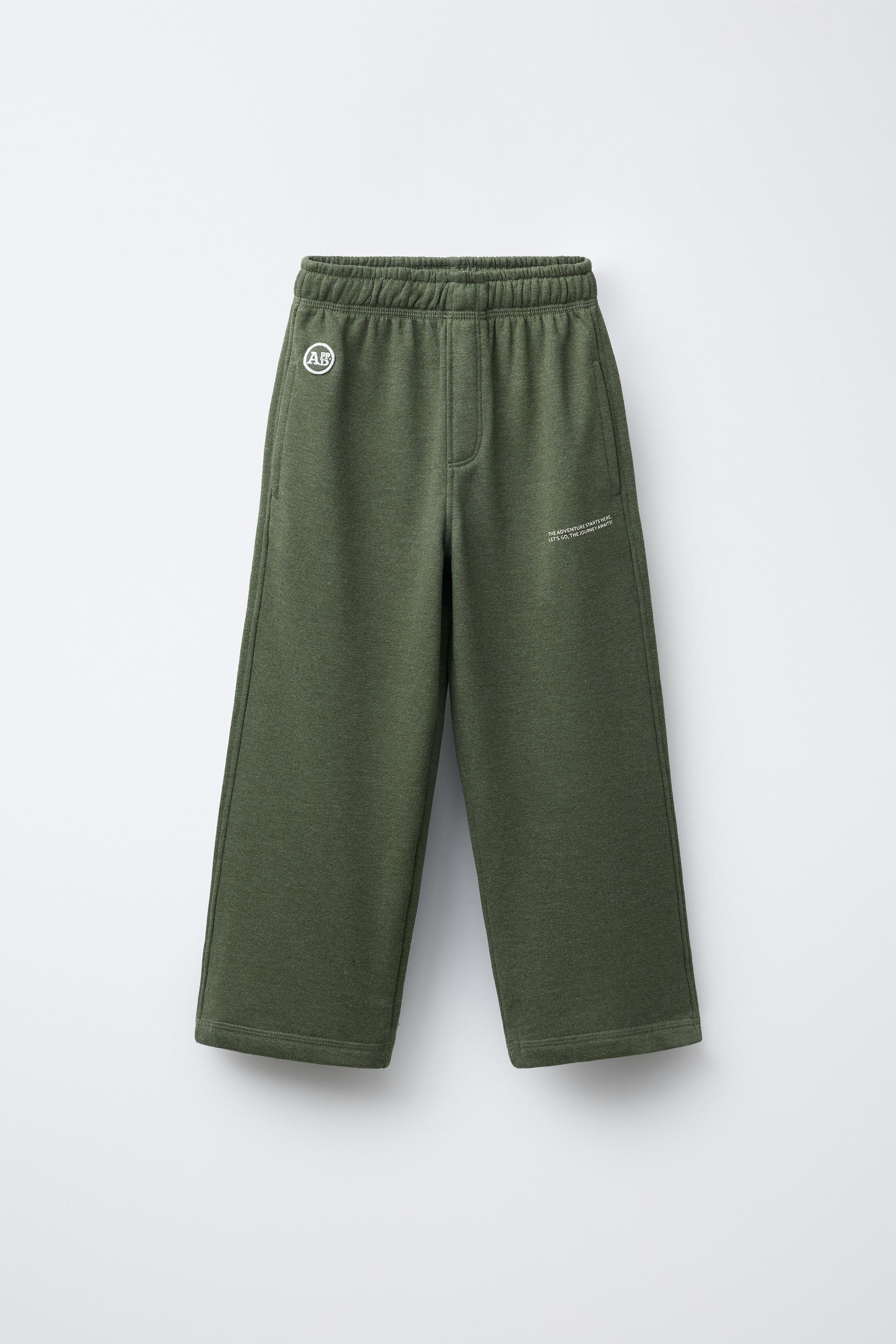 PLUSH SWEATSHIRT AND PANTS SET WITH TEXT PRINT